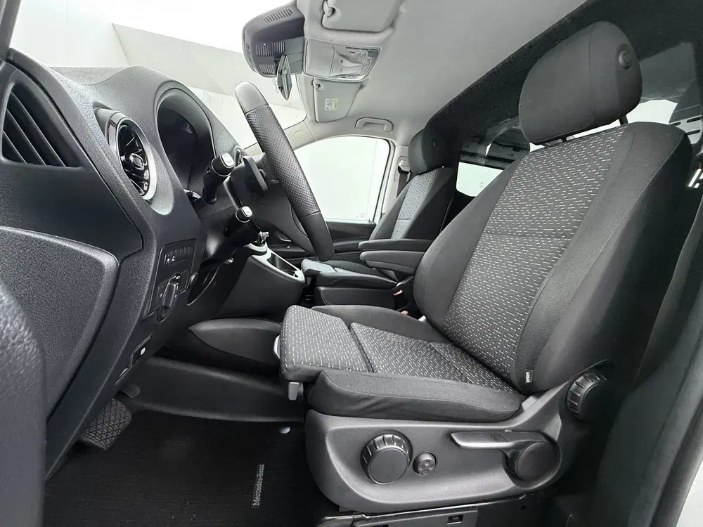 Mercedes-Benz Vito 116CDI 164pk AUT-9 Navi *Sortimo Kasten* uit 2023, foto 9