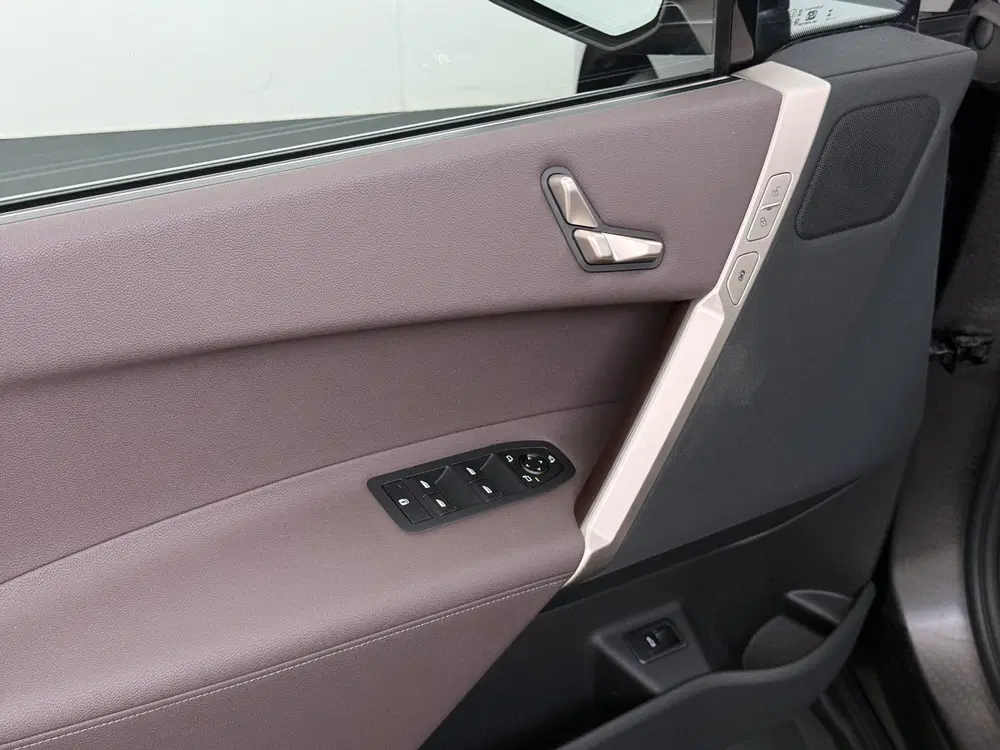 BMW iX xDrive40 327PK Executive SOH 99% Trekhaak uit 2023, foto 11