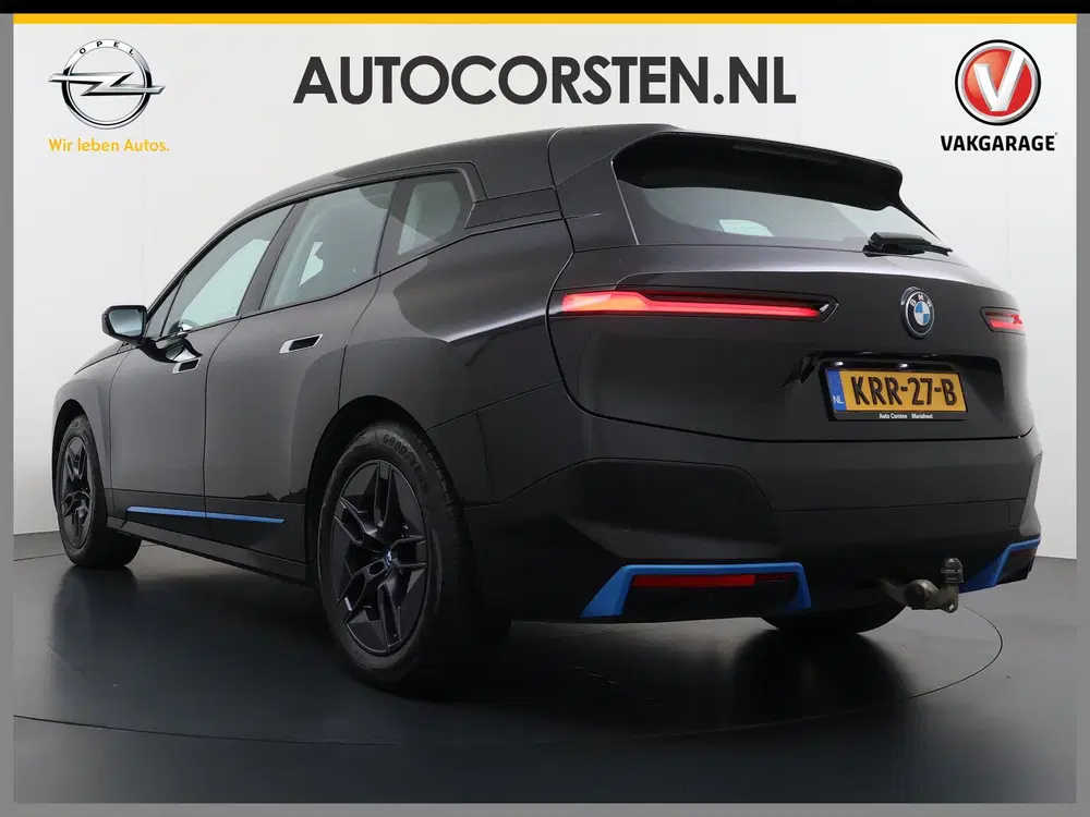 BMW iX xDrive40 327PK Executive SOH 99% Trekhaak uit 2023, foto 2