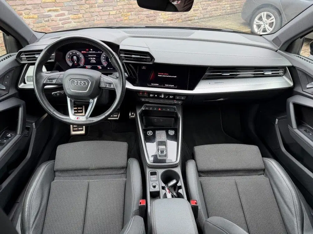 Audi A3 35 TFSI S-Line Automaat ACC B&O Black Styl uit 2020, foto 2