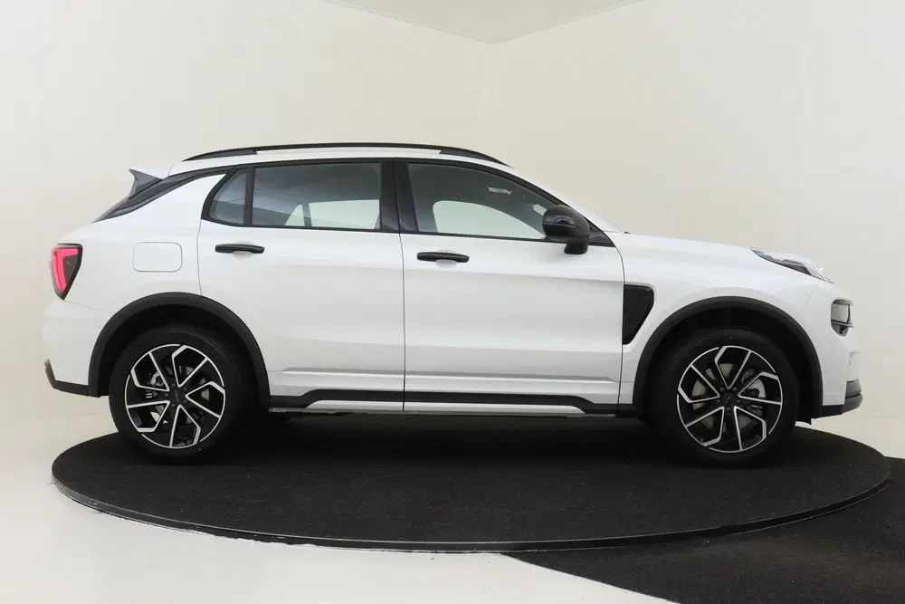 Lynk & Co 01 1.5 PHEV CORE -CARPLAY uit 2026, foto 13