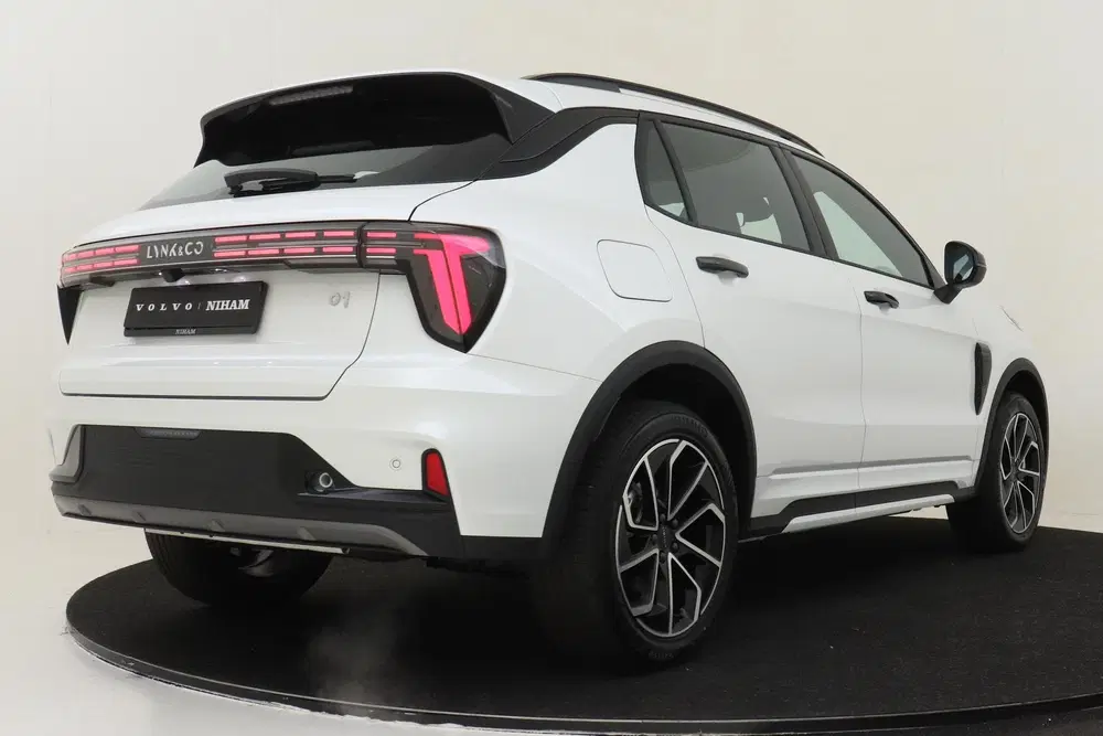 Lynk & Co 01 1.5 PHEV CORE -CARPLAY uit 2026, foto 3