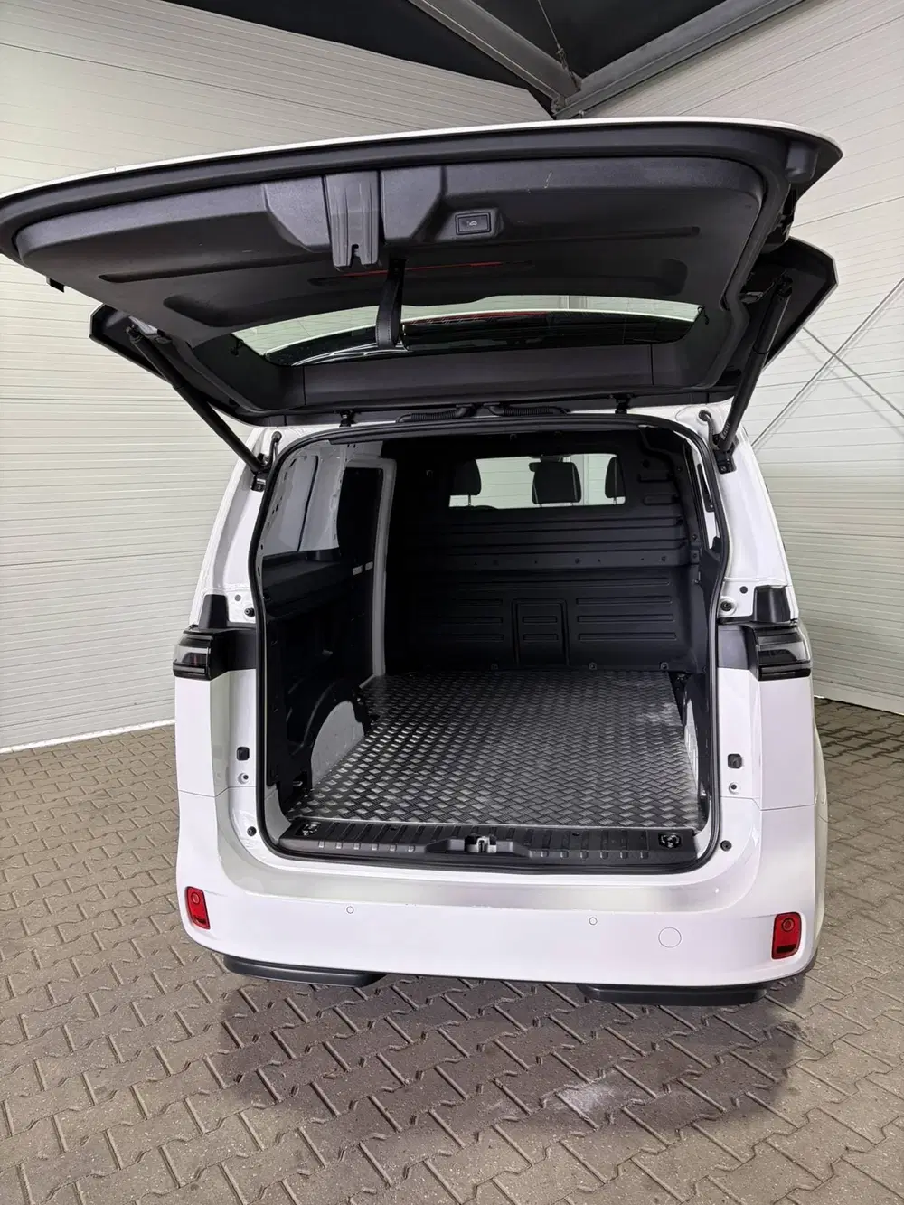 Volkswagen ID. Buzz ID. Buzz Cargo 77 kWh uit 2023, foto 10