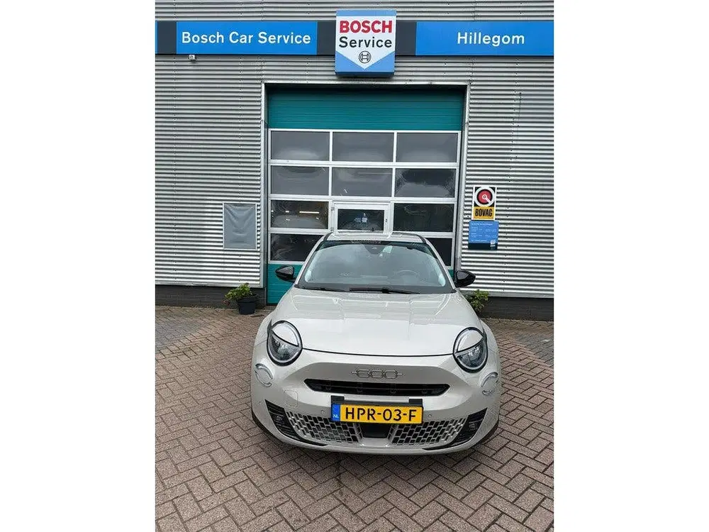 Fiat 600 1.2 Hybrid Urban (bj 2025 uit 2025, foto 2