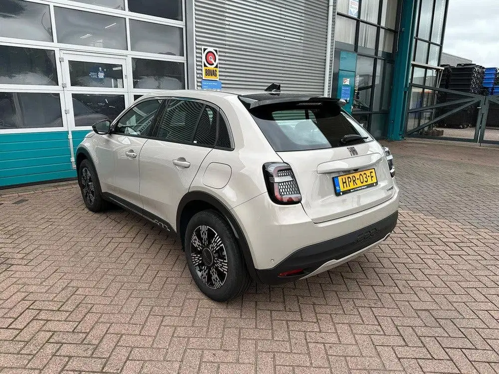 Fiat 600 1.2 Hybrid Urban (bj 2025 uit 2025, foto 6