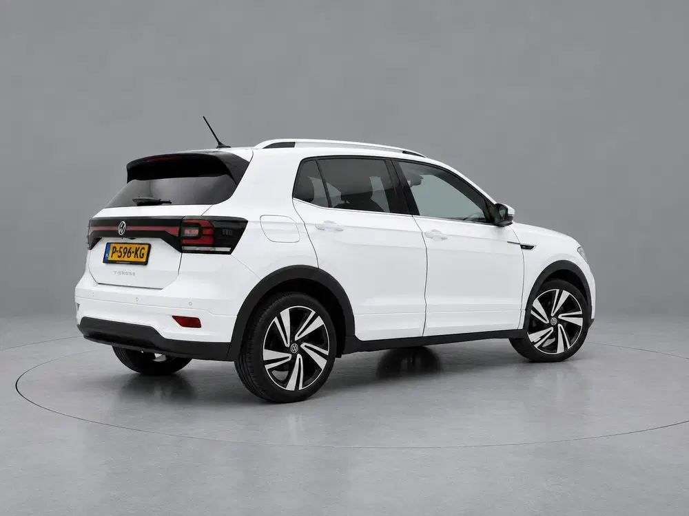 Volkswagen T-Cross 1.0 TSI R-Line uit 2022, foto 6