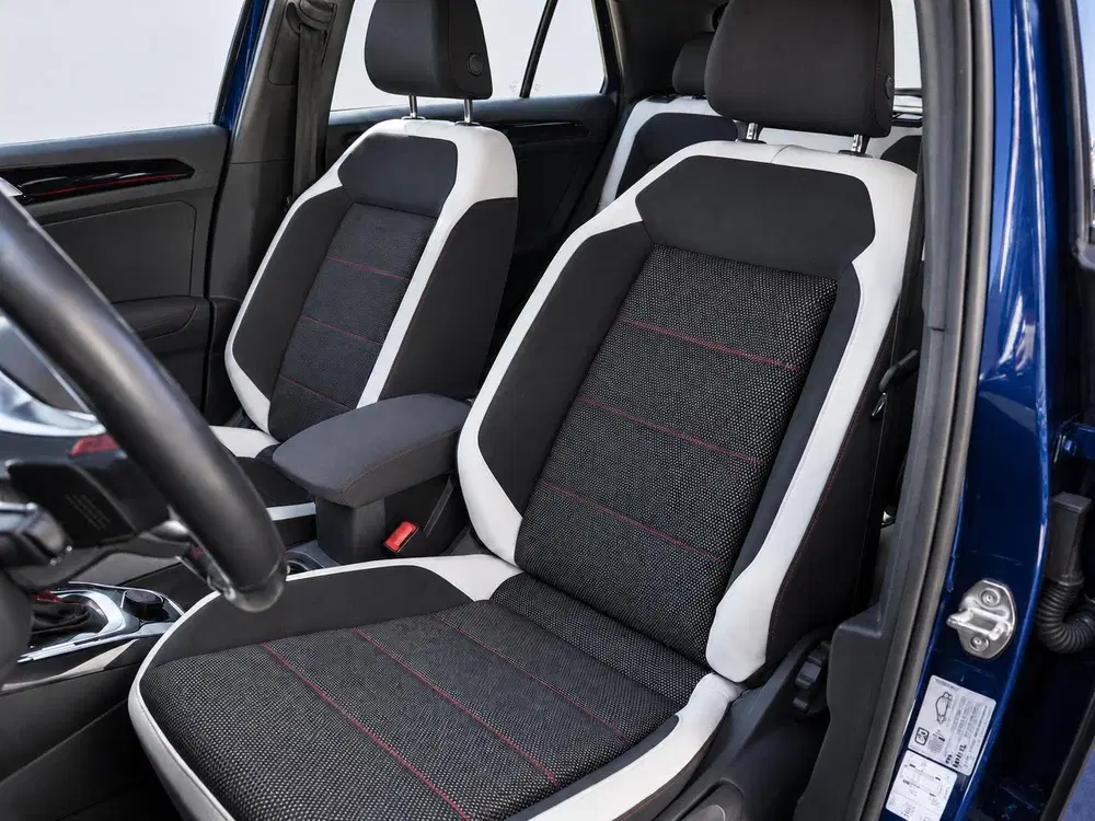 Volkswagen T-Roc 2.0 TSI 4Motion Sport uit 2019, foto 10