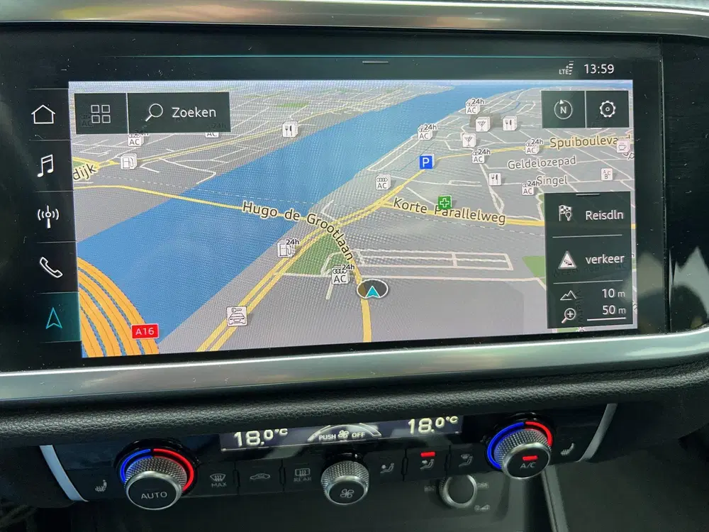 Audi Q3 35 TFSI Panorama uit 2019, foto 10