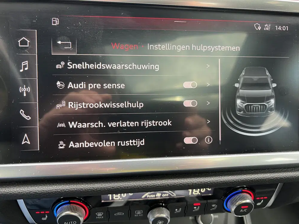Audi Q3 35 TFSI Panorama uit 2019, foto 12