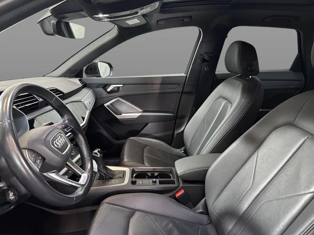 Audi Q3 35 TFSI Panorama uit 2019, foto 13