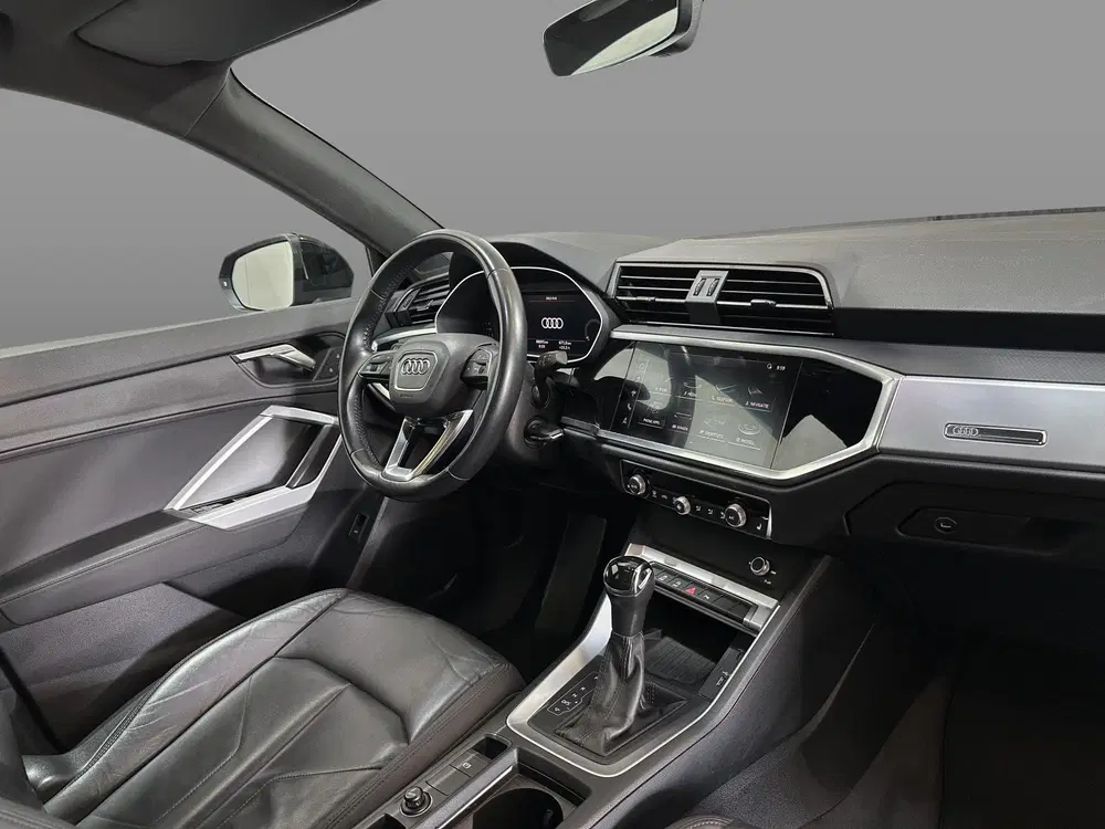 Audi Q3 35 TFSI Panorama uit 2019, foto 14