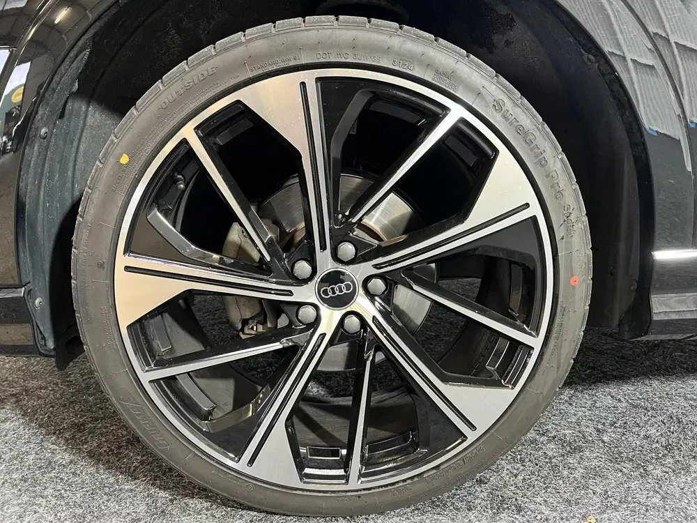 Audi Q3 35 TFSI Panorama uit 2019, foto 4