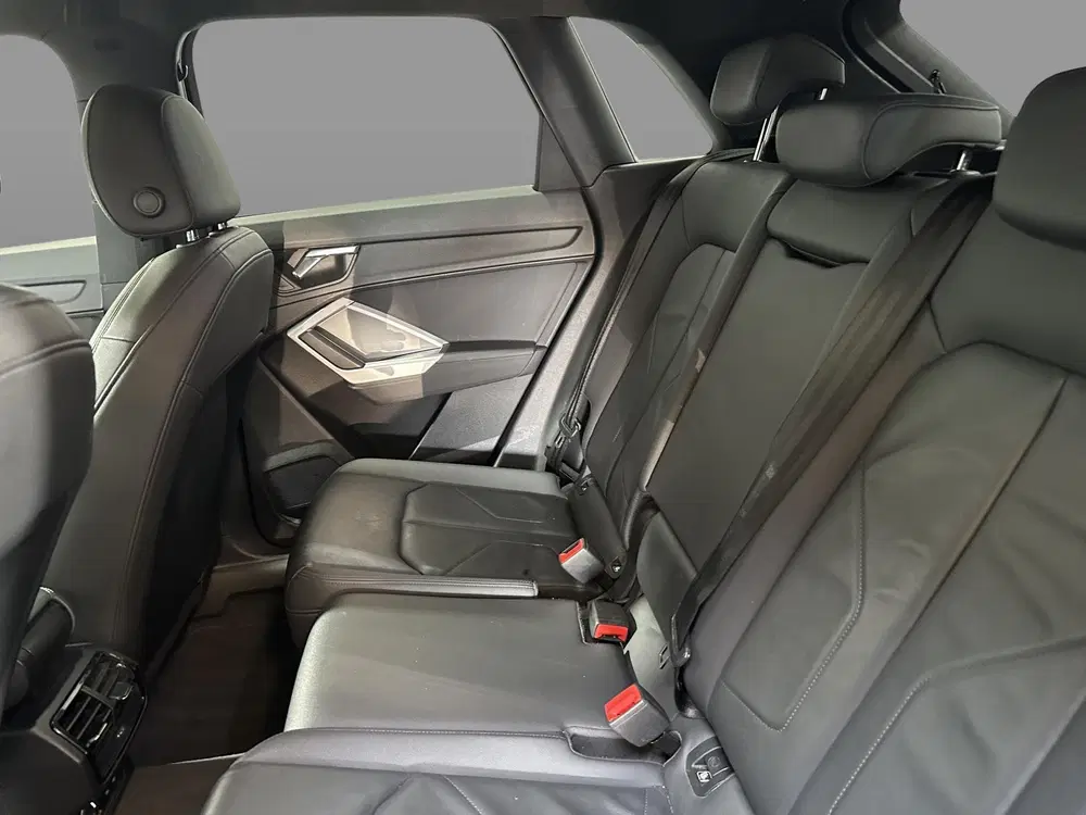 Audi Q3 35 TFSI Panorama uit 2019, foto 6