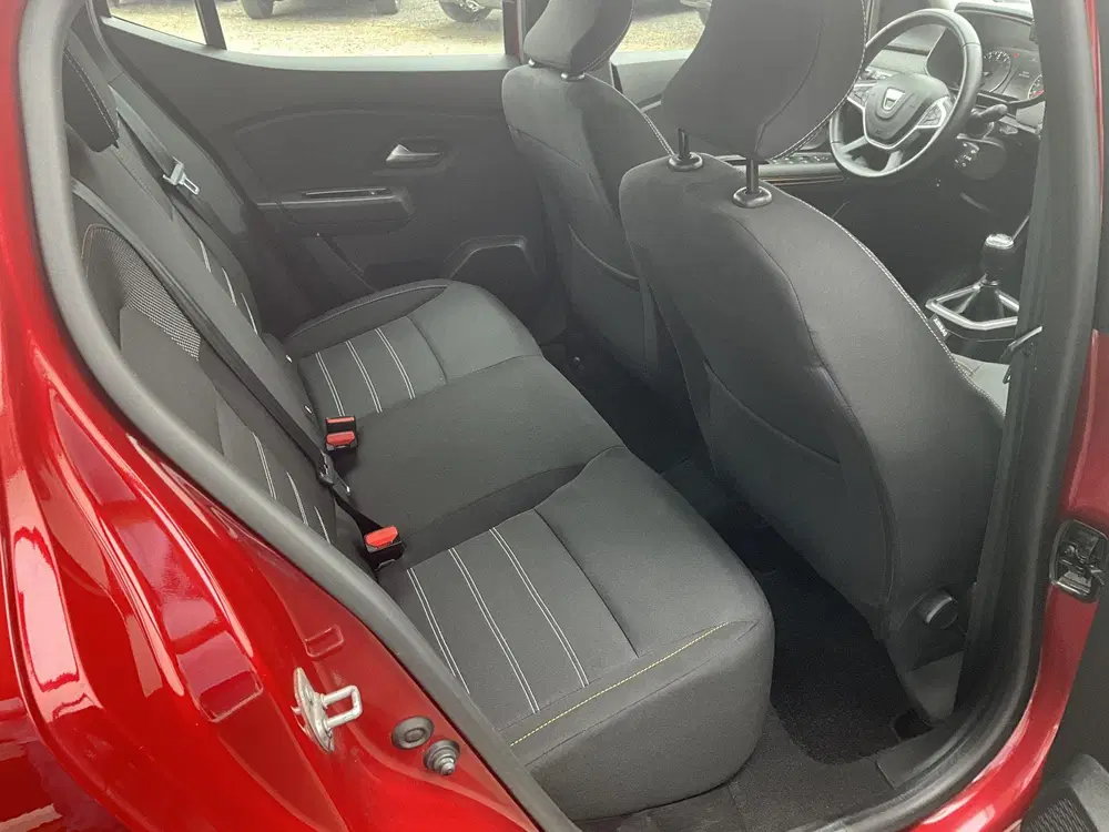 Dacia Sandero 1.0 TCe 90 Comfort uit 2022, foto 12