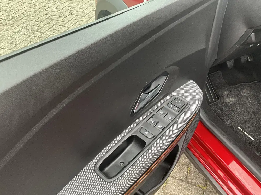 Dacia Sandero 1.0 TCe 90 Comfort uit 2022, foto 8