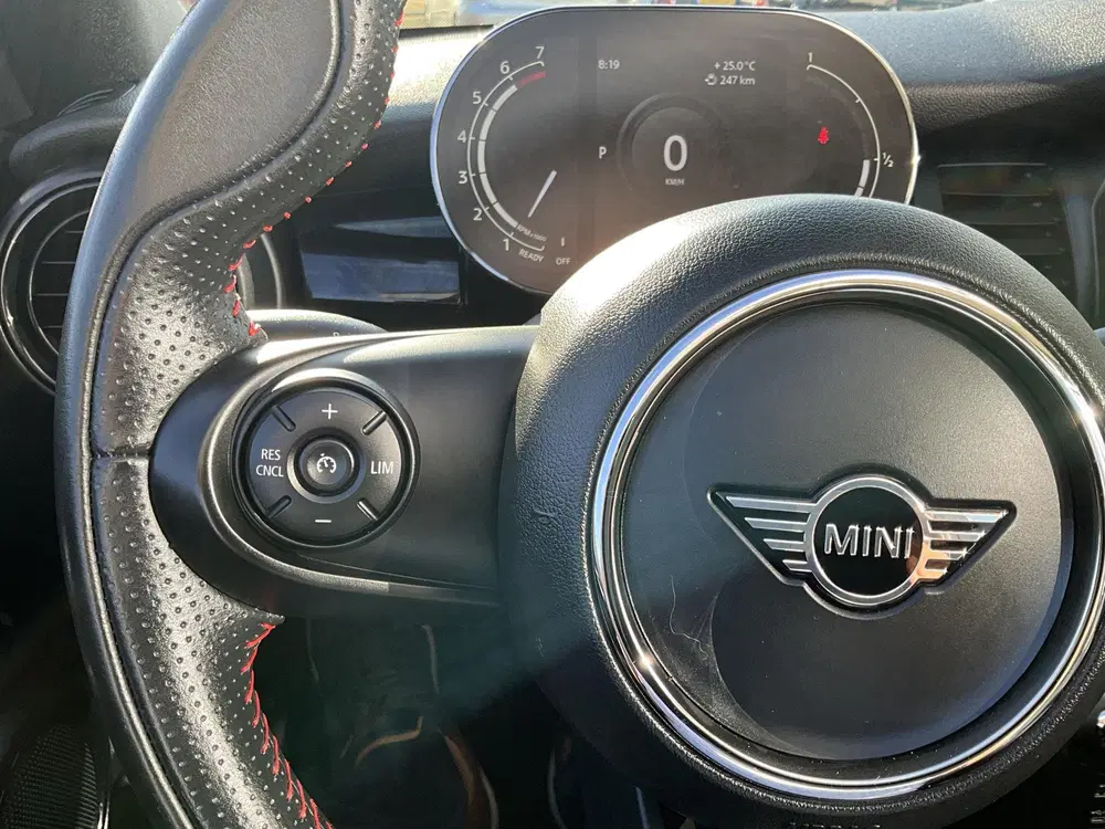 Mini Cabrio 2.0 Cooper S JCW CAMERA uit 2020, foto 15