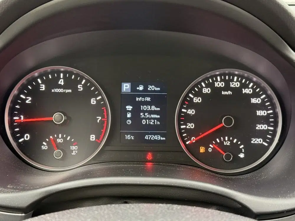 Kia Stonic 1.0 T-GDi DynamicLine uit 2020, foto 10