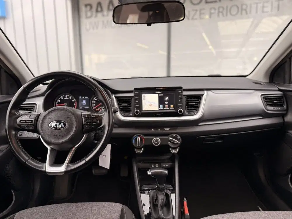 Kia Stonic 1.0 T-GDi DynamicLine uit 2020, foto 8