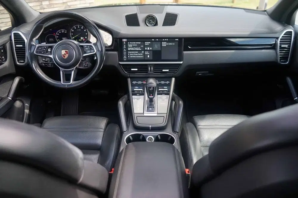 Porsche Cayenne 3.0 E-Hybrid V6 Pano uit 2020, foto 15