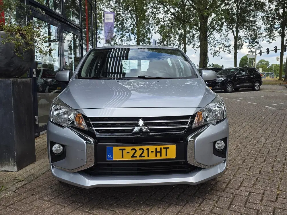 Mitsubishi Space Star 1.2 Connect uit 2023, foto 6