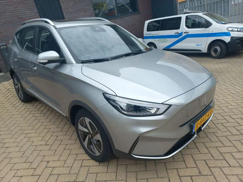 MG ZS EV Long Range Luxury 70 kWh uit 2023, foto 8