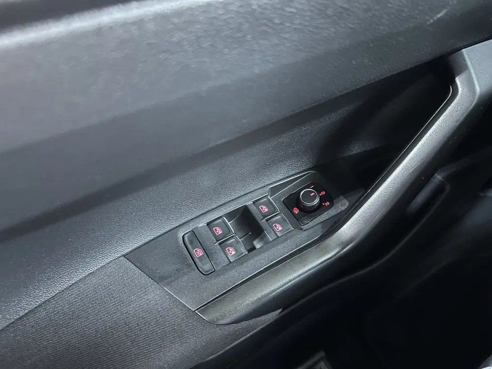 Volkswagen Polo 2.0 TSI GTI 200pk uit 2020, foto 12