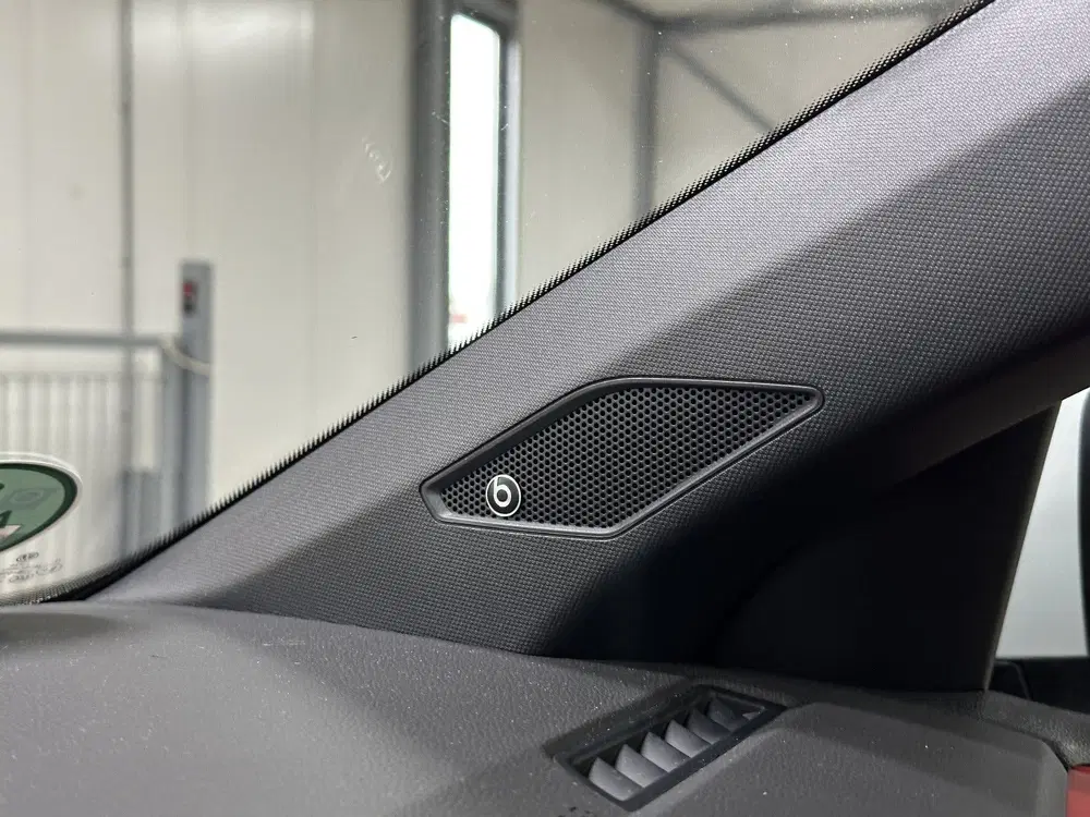 Volkswagen Polo 2.0 TSI GTI 200pk uit 2020, foto 13