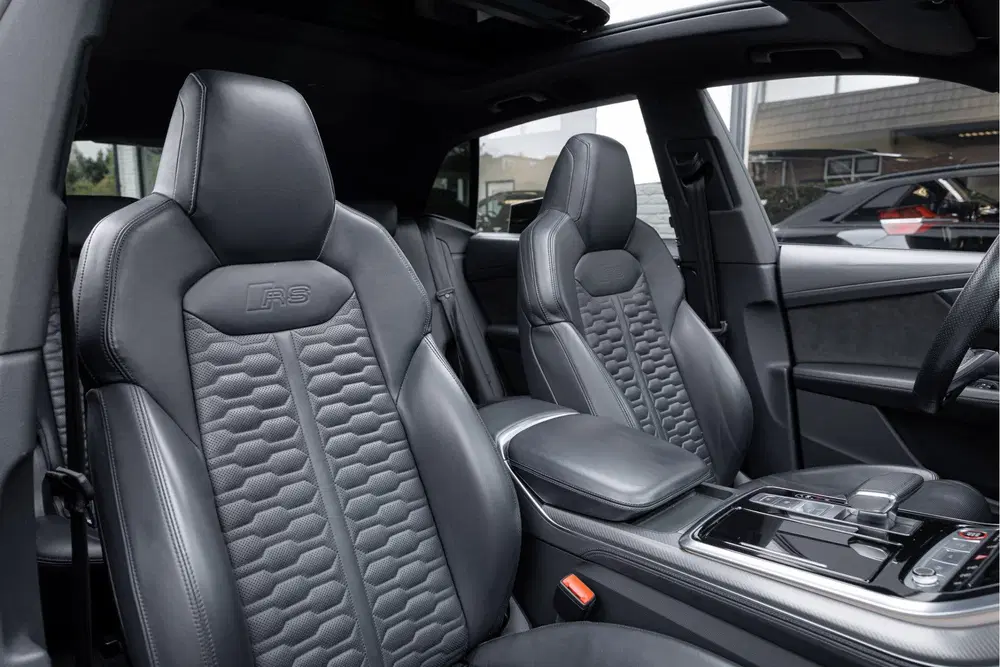 Audi RS Q8 4.0 TFSI Quattro URBAN uit 2021, foto 5