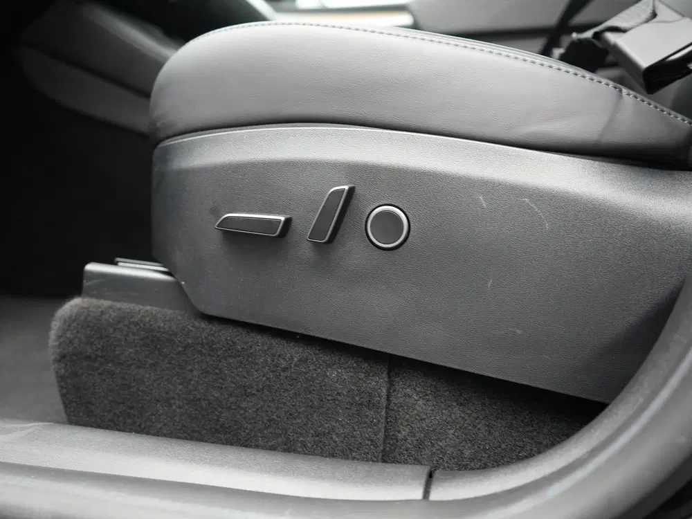 Tesla Model Y RWD 58 kWh 299pk Dealer O.H uit 2023, foto 9