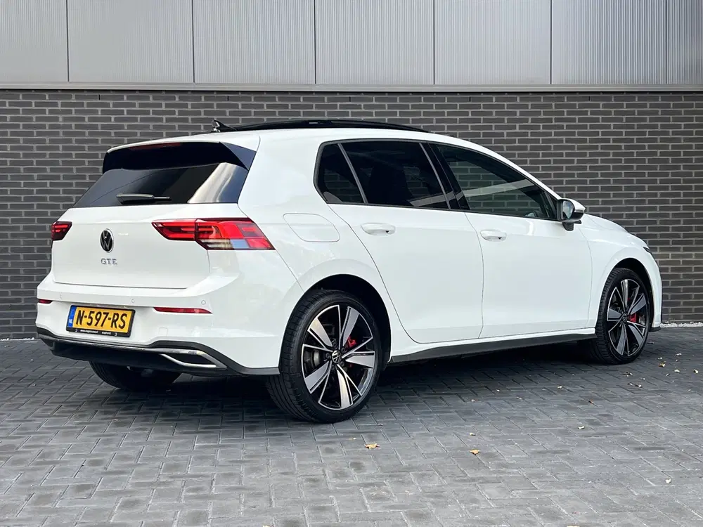 Volkswagen Golf 1.4 eHybrid GTE uit 2020, foto 2
