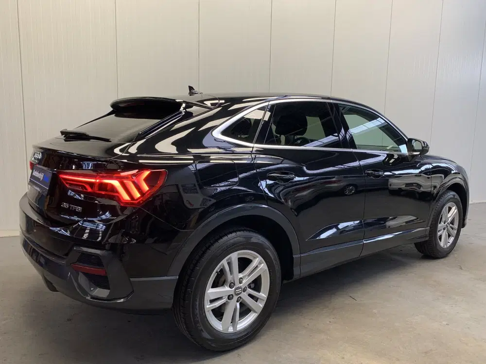Audi Q3 35 TFSI 150PK M-HEV Pro Line Sport NAVIGAT uit 2020, foto 2