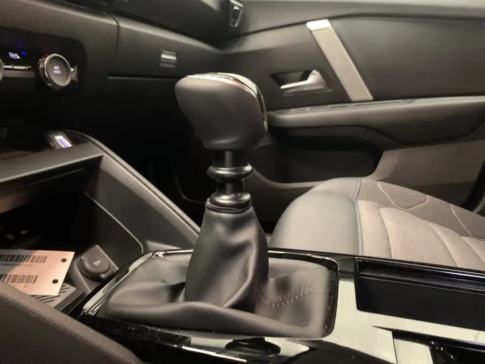 Citroën C4 1.2 130PK VTR Sport NAVI-CAMERA-LMV.18-LAN uit 2024, foto 7