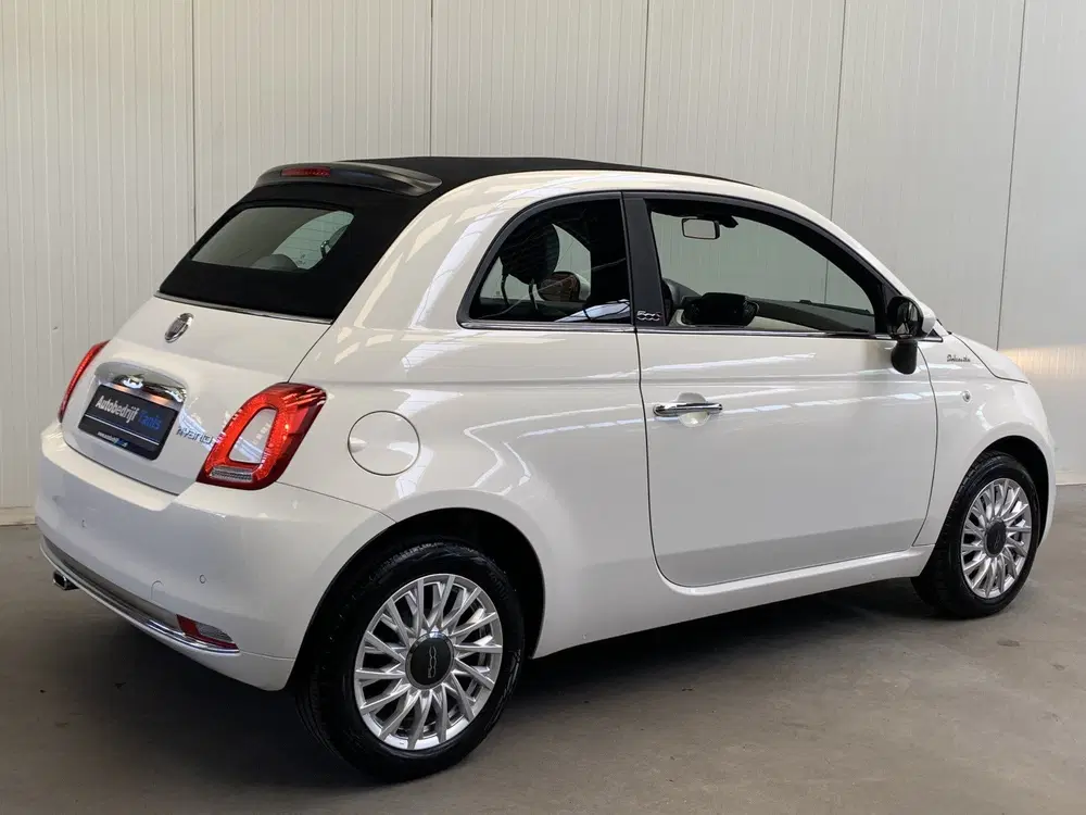 Fiat 500C 1.0 Hybrid Dolcevita LEDER-NAVI by CARPLAY uit 2022, foto 2