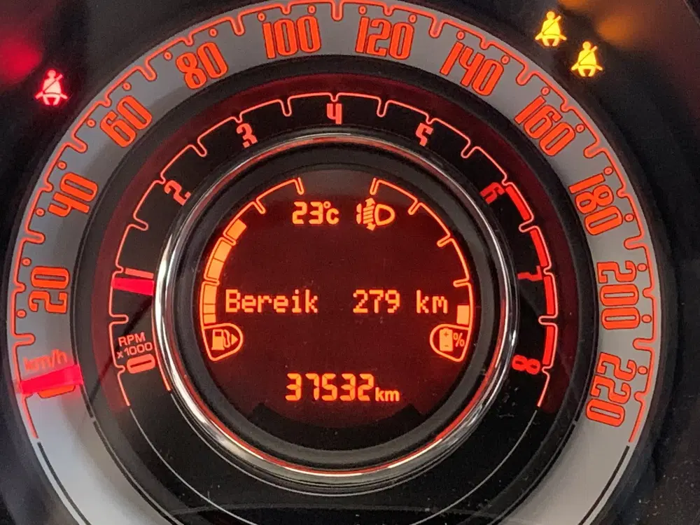 Fiat 500C 1.0 Hybrid Sport Cabriolet AIRCO-LEDER-NAV uit 2022, foto 7