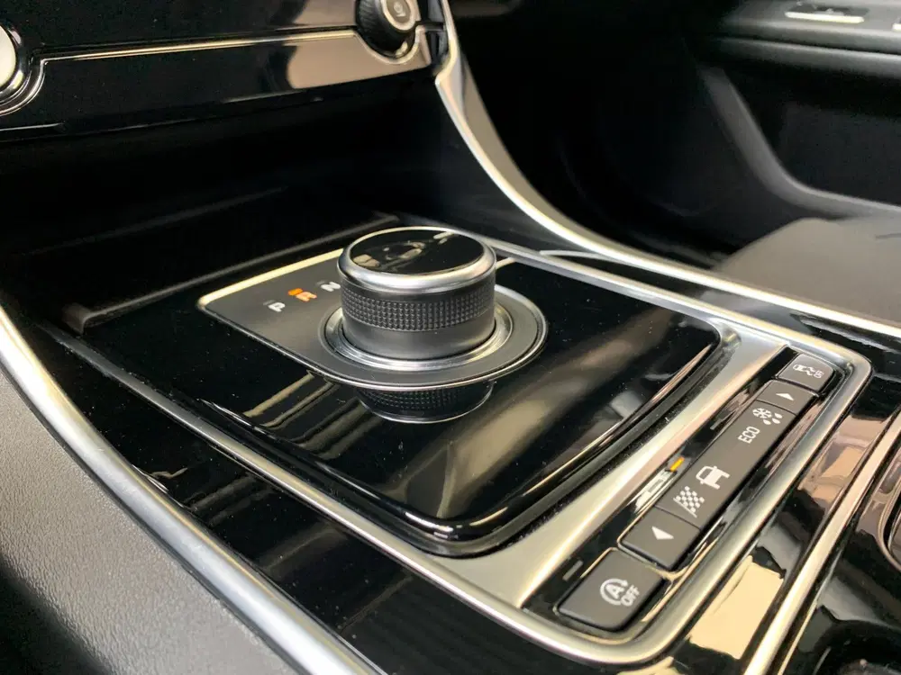 Jaguar XF 2.0t Prestige VIRTUAL COCKPIT-NAVI-LANE AS uit 2019, foto 9