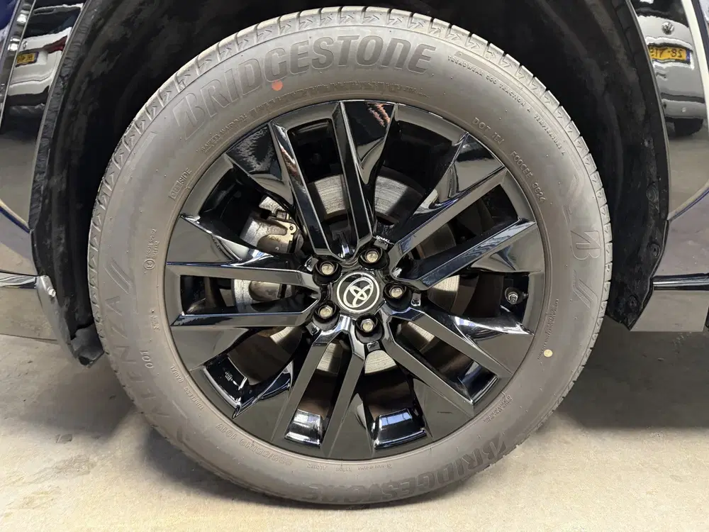 Toyota RAV 4 2.5 Hybrid Style TWOTONE-LEDER-360CAMERA-J uit 2024, foto 9