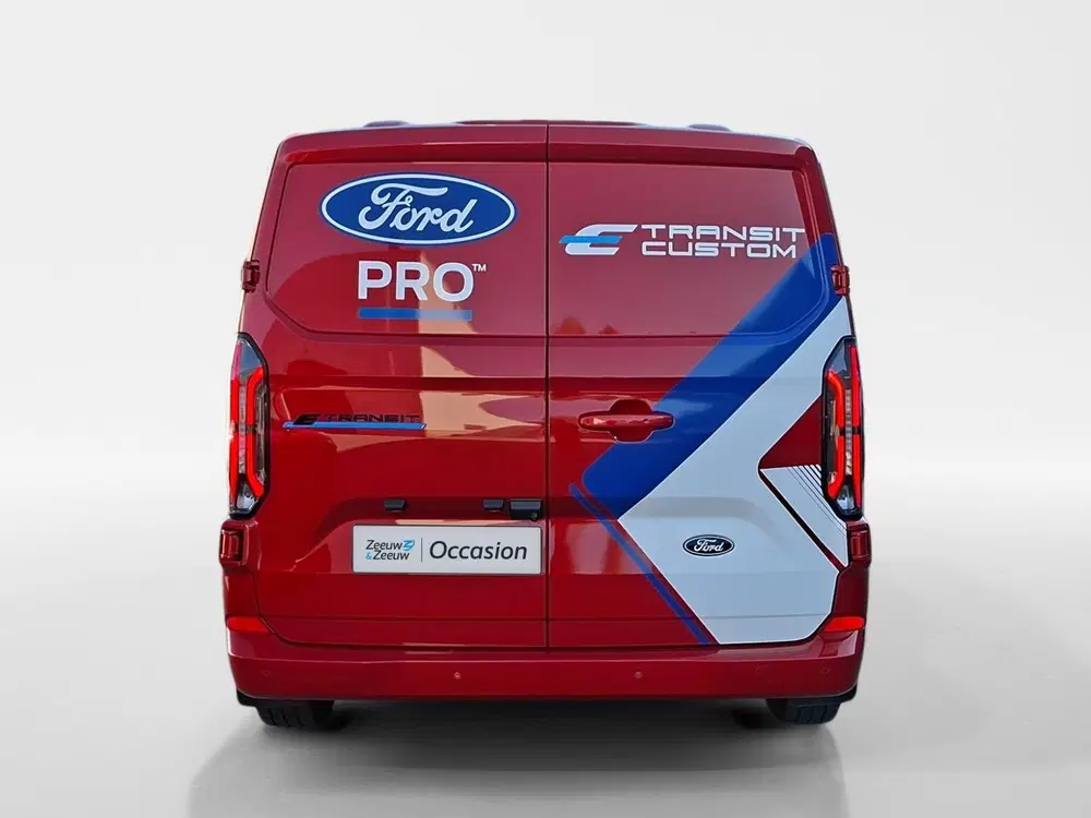 Ford Transit Custom 320 L1H1 Limited 65 kWh uit 2024, foto 6