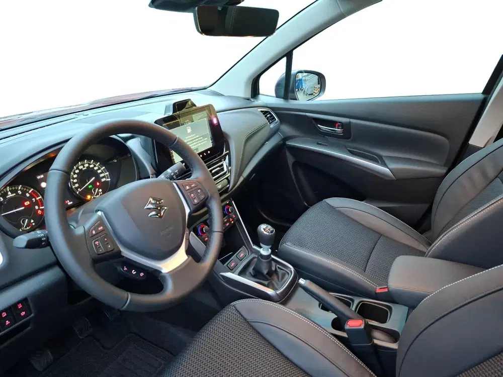 Suzuki S-Cross 1.4 Boosterjet Style Smart Hybrid uit 2026, foto 14
