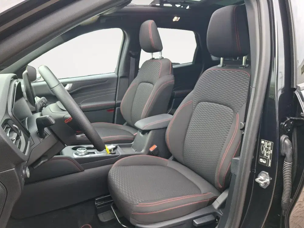 Ford Kuga 2.5 PHEV ST-Line uit 2026, foto 11