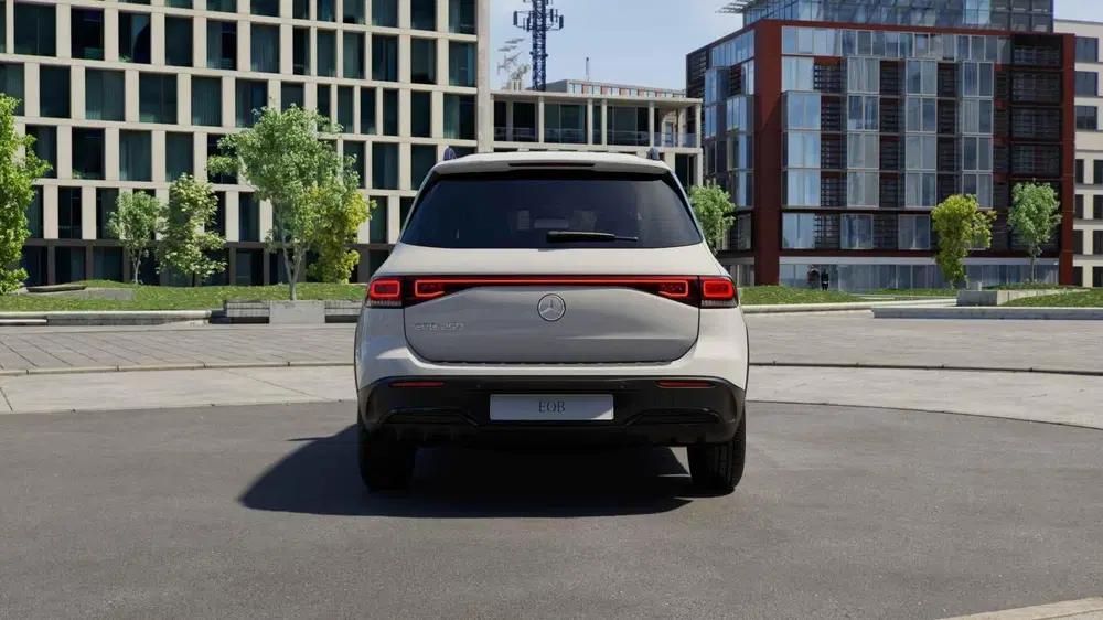 Mercedes-Benz EQB 250+ AMG Line 71 kWh uit 2023, foto 10