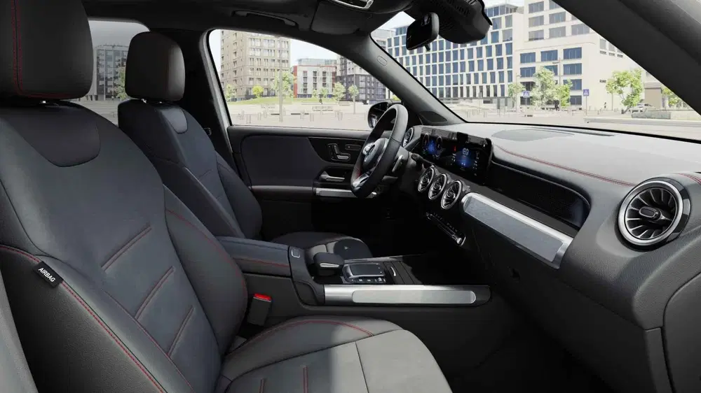 Mercedes-Benz EQB 250+ AMG Line 71 kWh uit 2023, foto 7