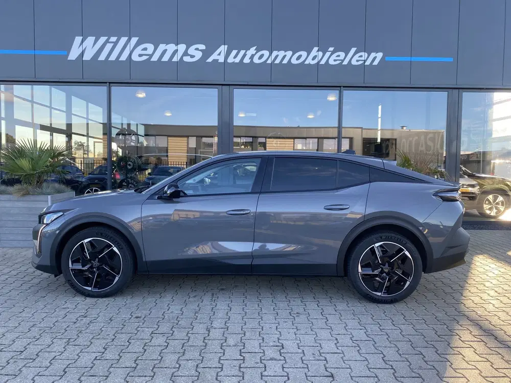 Peugeot 408 Allure 58 kWh uit 2025, foto 10