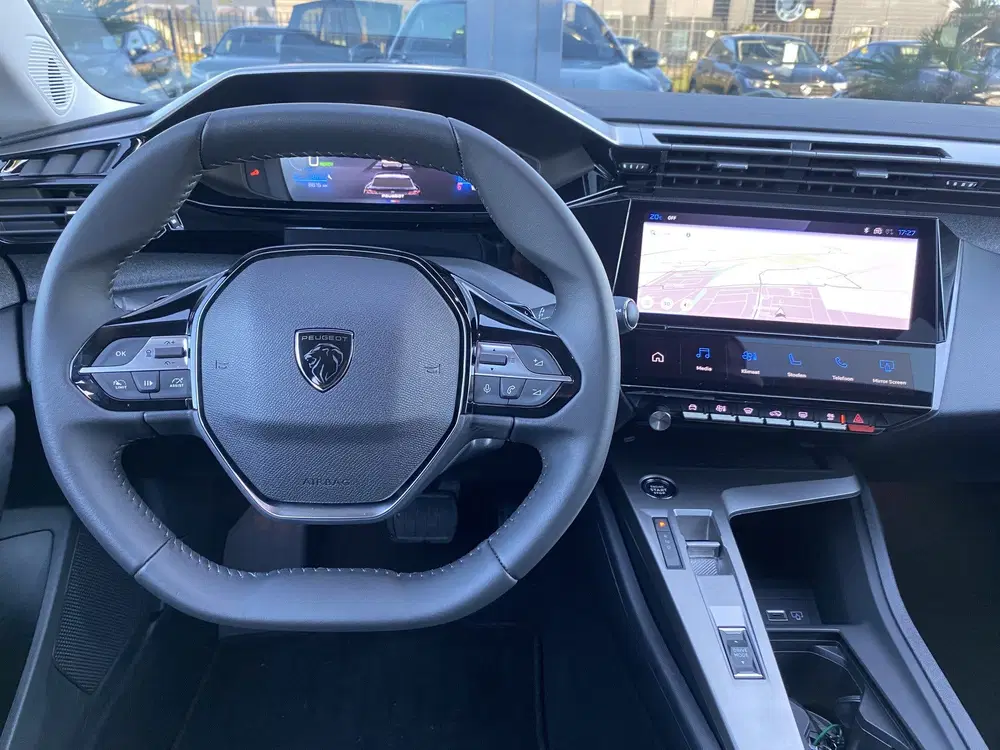 Peugeot 408 Allure 58 kWh uit 2025, foto 14