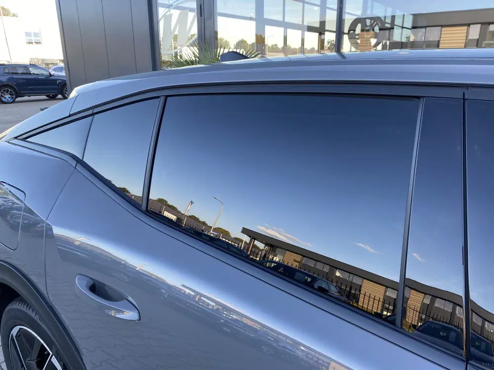 Peugeot 408 Allure 58 kWh uit 2025, foto 9
