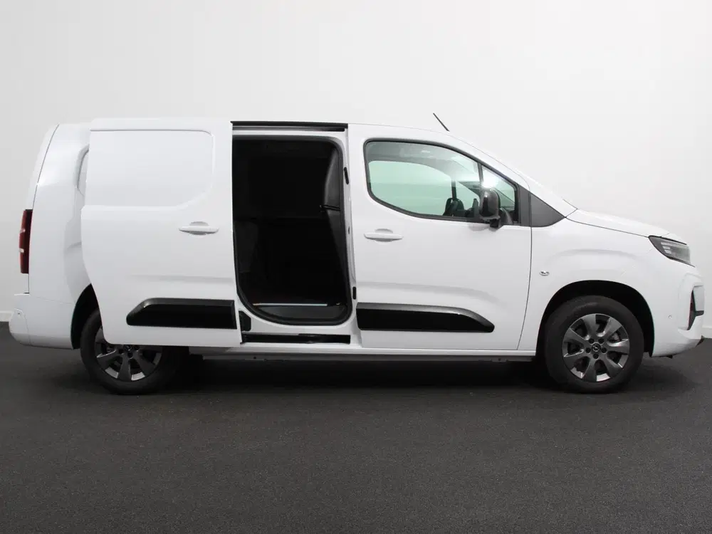 Opel Combo 1.5 BlueHDi 130PK L2 Automaat Navigatie Ap uit 2024, foto 7