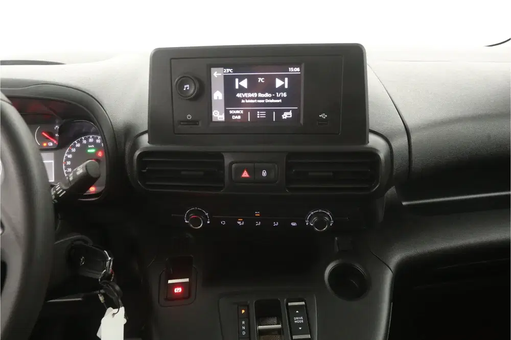 Opel Combo 50 kWh uit 2023, foto 13
