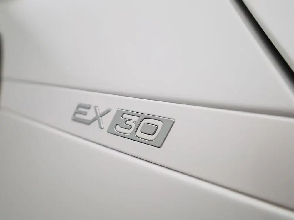 Volvo EX30 Single Motor Core uit 2024, foto 13