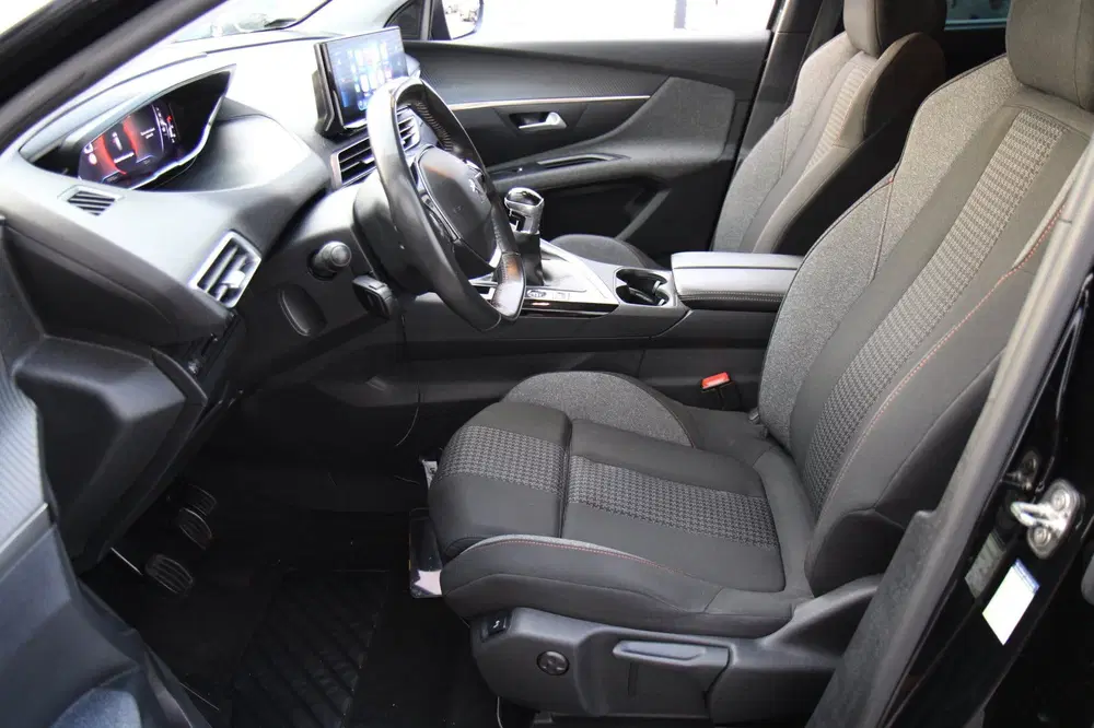 Peugeot 5008 1.2 130PK 7-Pers. Carplay Camera DB riem n uit 2021, foto 7