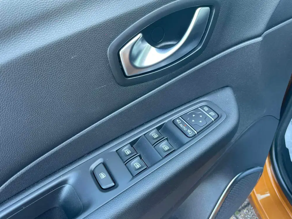 Renault Captur 0.9 TCe Intens uit 2020, foto 7
