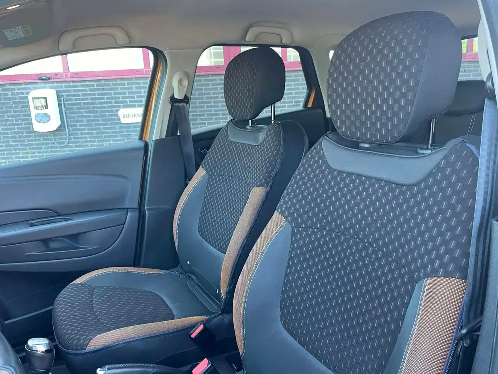 Renault Captur 0.9 TCe Intens uit 2020, foto 8